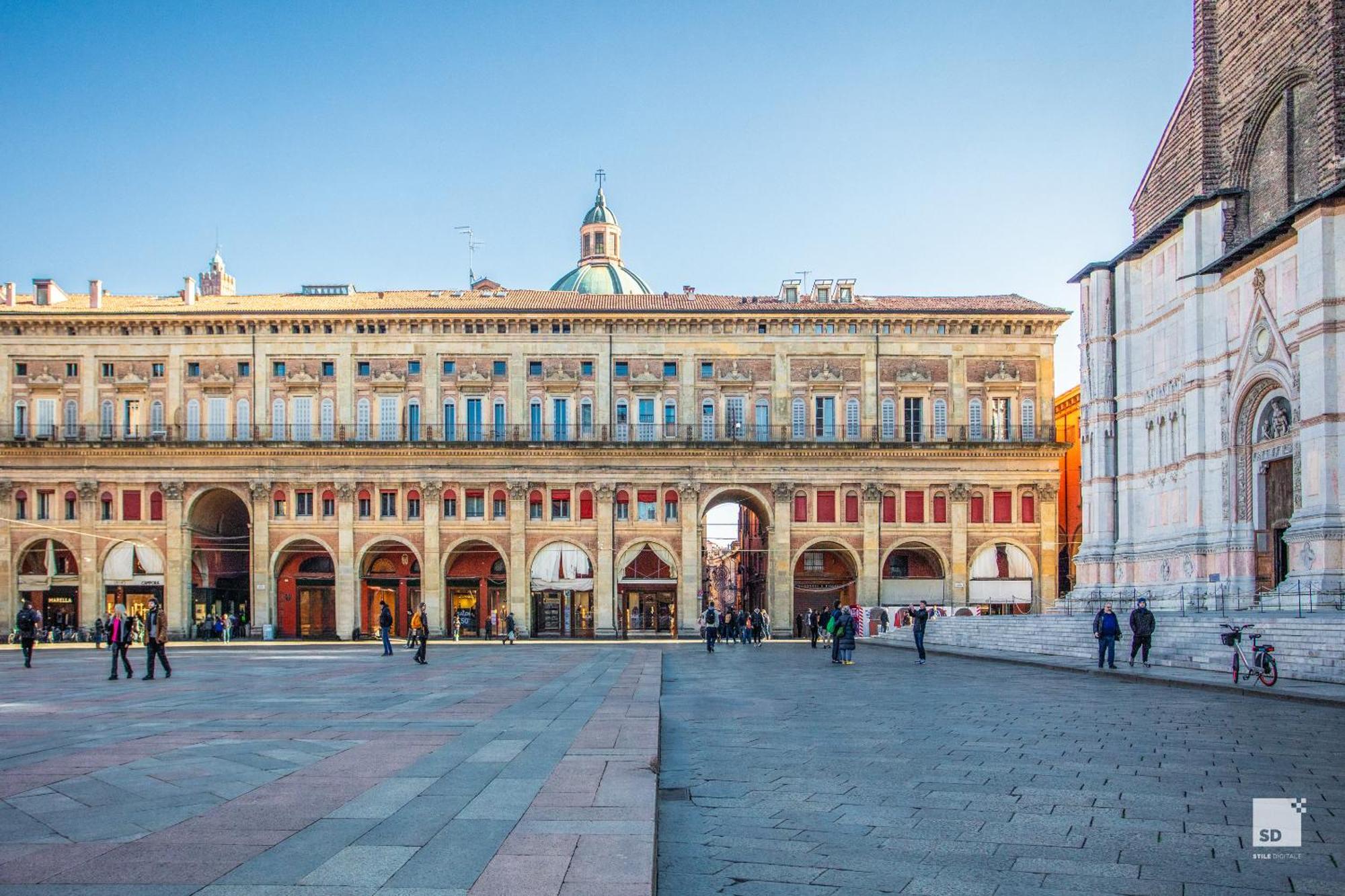 בולוניה Urbanicooh Asinelli - Balcony On Piazza Maggiore מראה חיצוני תמונה
